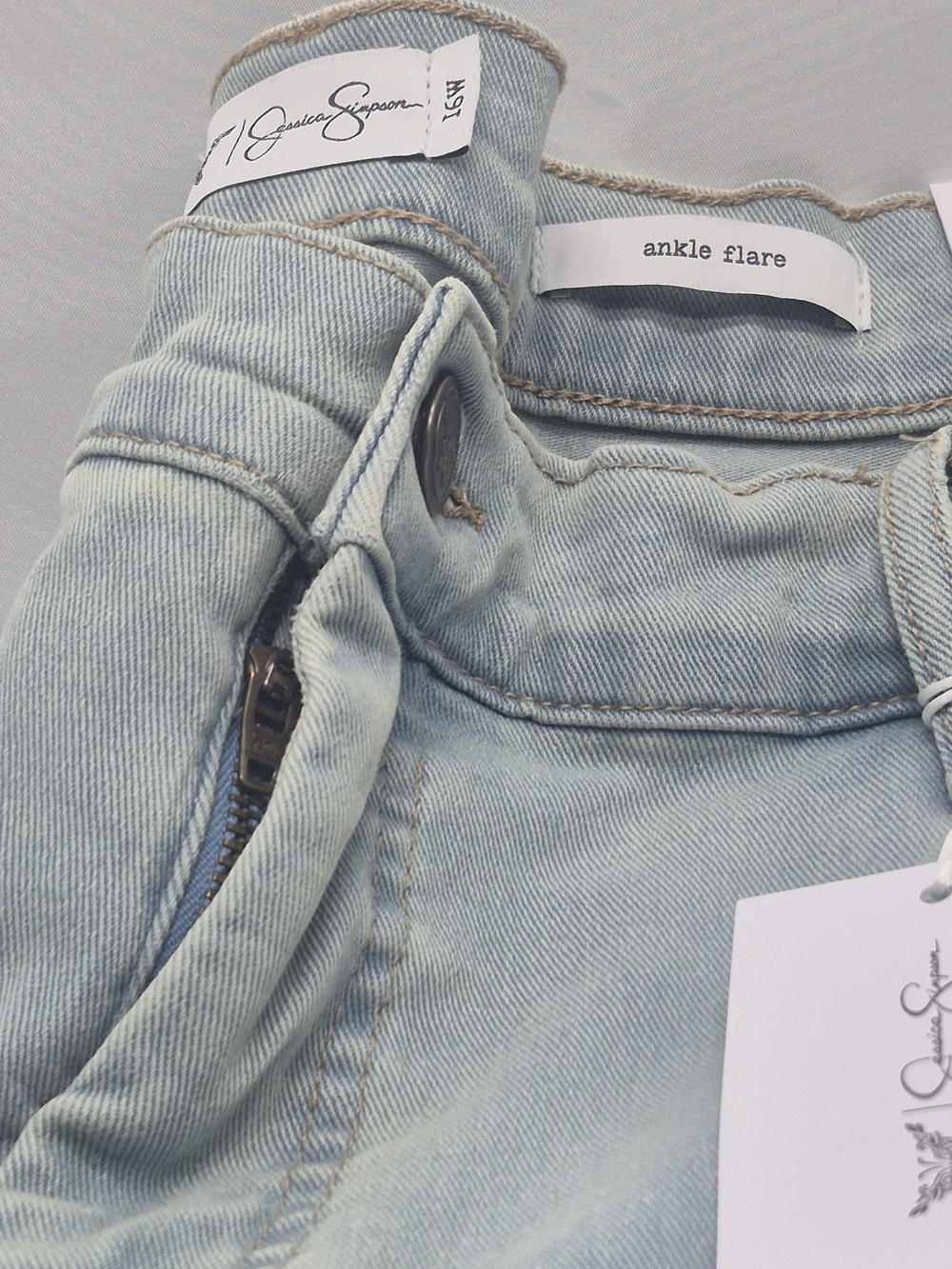 Jessica Simpson Light Blue High-Rise Jeans with White Daisy Embroidery - Picture 3 of 5